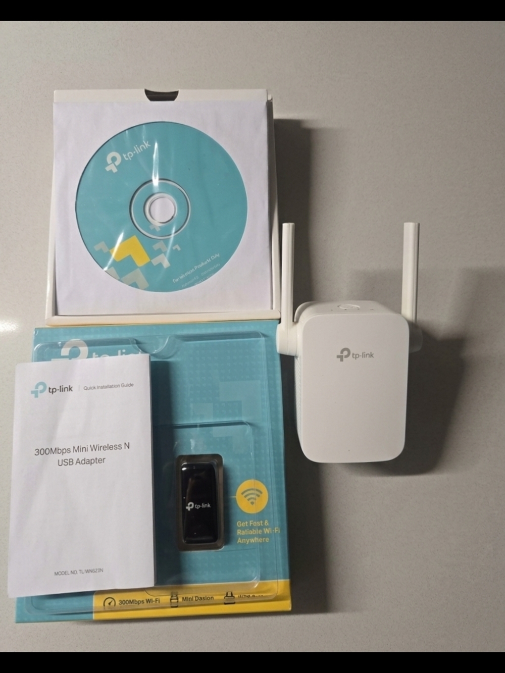 TP-Link Wi-Fi Booster Bundle - Range Extender & Mini USB Adapter - Picture 2 of 3